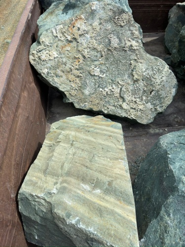 Ландшафтные глыбы зелёные 200-500 килограмм купить в Пензенской области