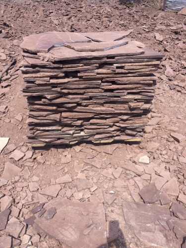 Плитняк лемезит бордовый для цоколя 1,5-2 см купить в Пензенской области