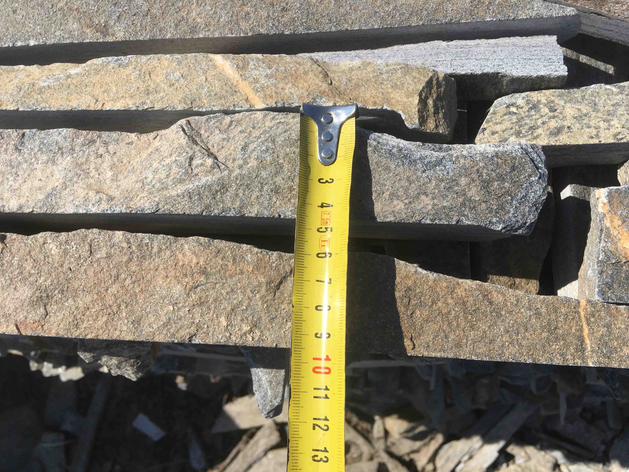 Горбушка златолит мультиколор для облицовки купить в Пензенской области