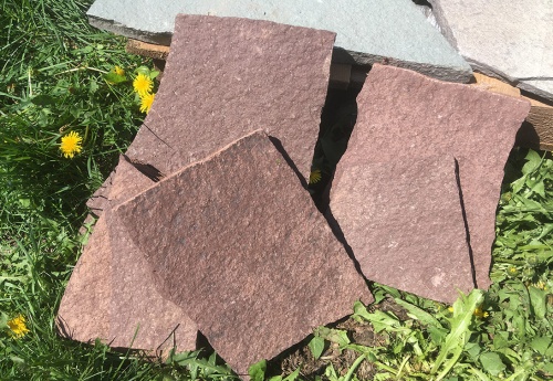 Плитняк лемезит бордовый для цоколя 1,5-2 см купить в Пензенской области