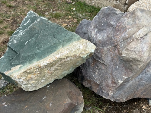 Камни для ландшафтного дизайна зелёные 10-60 килограмм купить в Пензенской области