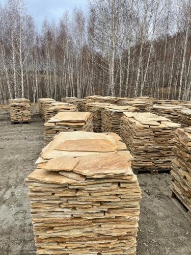 Плитняк златолит жёлтый для фасада 1,5-3 см купить в Пензенской области