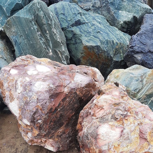 Ландшафтные глыбы красно-фиолетовые 200-1000 килограмм купить в Пензенской области