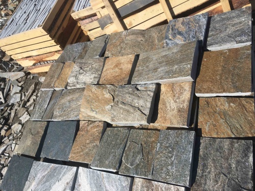 Плитка пилёная златолит Уральский для цоколя, отмостки купить в Пензенской области