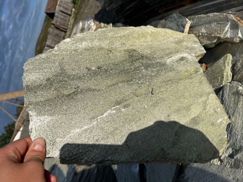 Плитняк златолит зелёный для цоколя, отмостки купить в Пензенской области