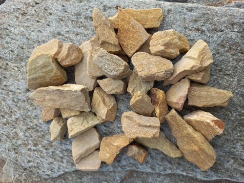 Златолит жёлтый декоративная каменная крошка купить в Пензенской области