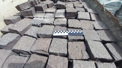 Лемезит колотая брусчатка 10 * 10 см. для парковки купить в Пензенской области